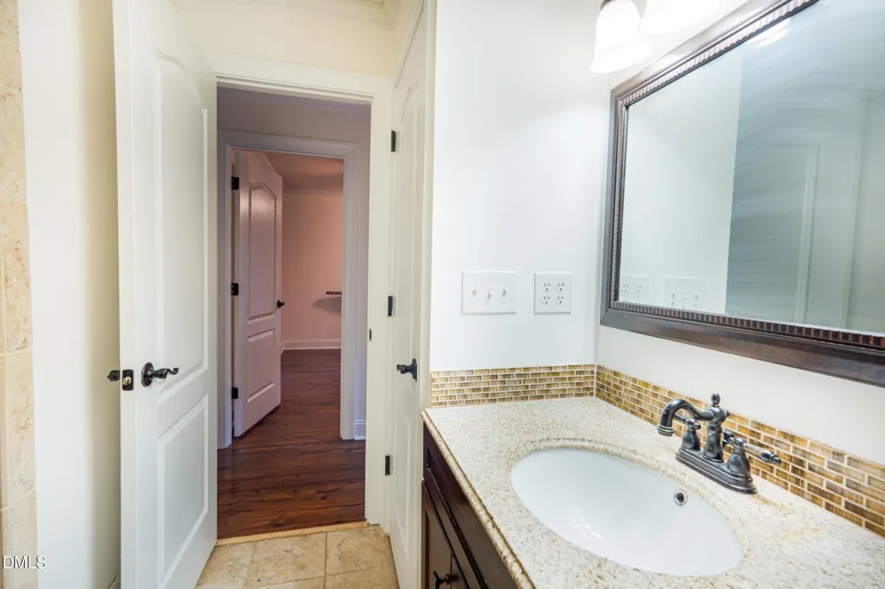 3808 Summerwood Court Raleigh, NC 27613