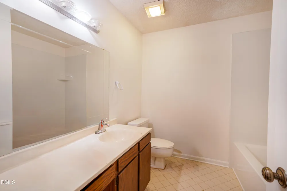 3808 Summerwood Court Raleigh, NC 27613