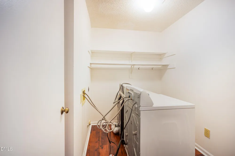 3808 Summerwood Court Raleigh, NC 27613