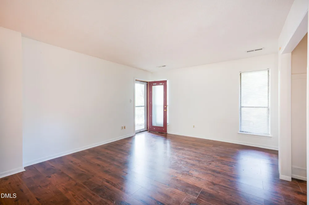 3808 Summerwood Court Raleigh, NC 27613