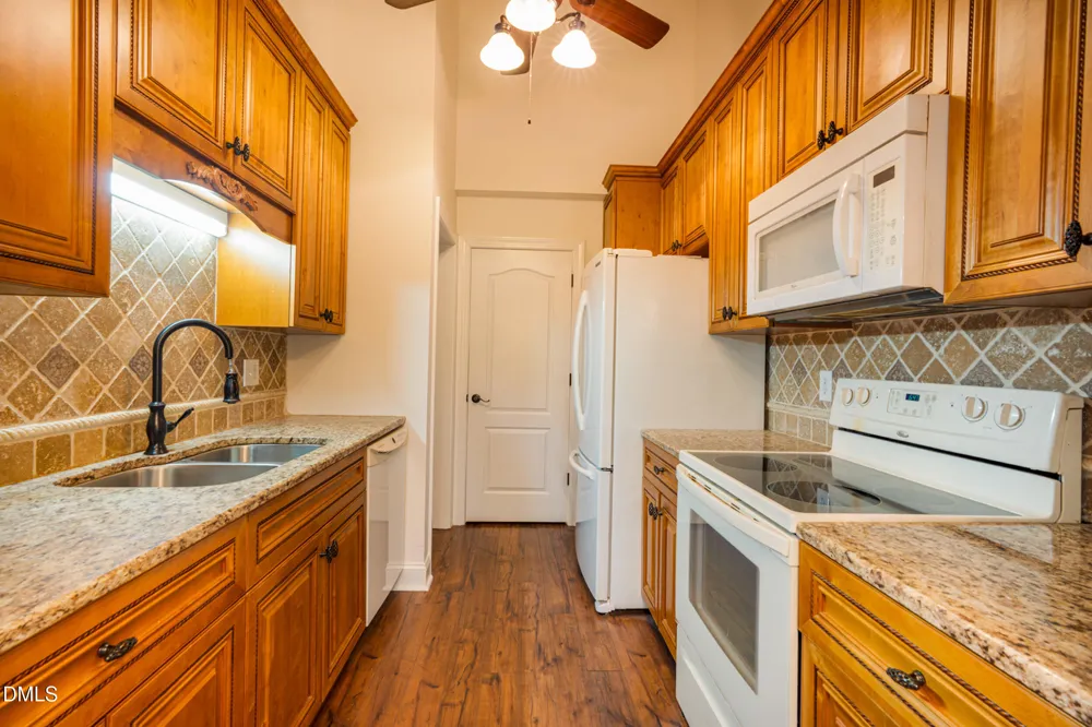 3808 Summerwood Court Raleigh, NC 27613
