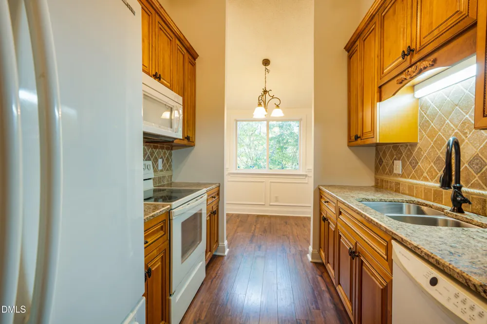 3808 Summerwood Court Raleigh, NC 27613