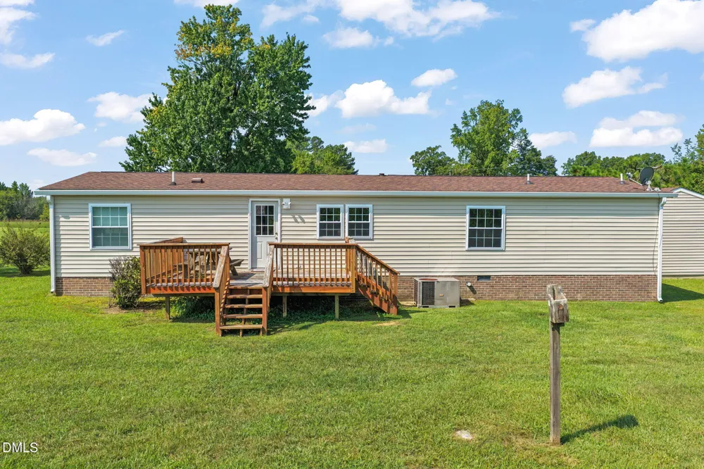 512 Cherry Hill Church Road Buffalo Junction, VA 24529