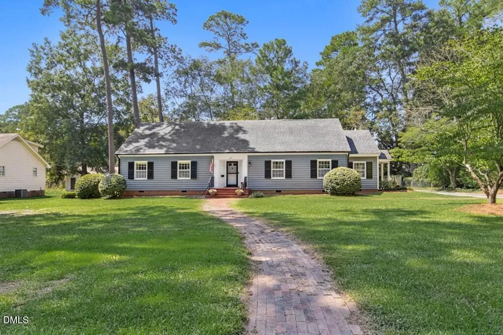 1106 S 1st Street Smithfield, NC 27577