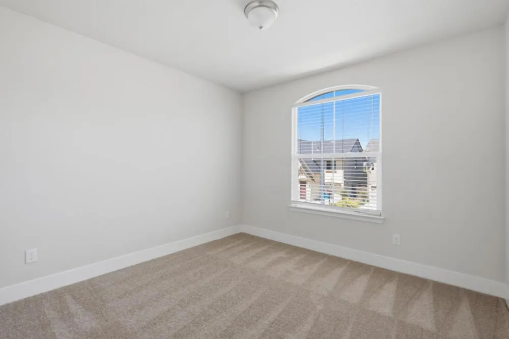 1631 Panorama Drive Hollister, CA 95023