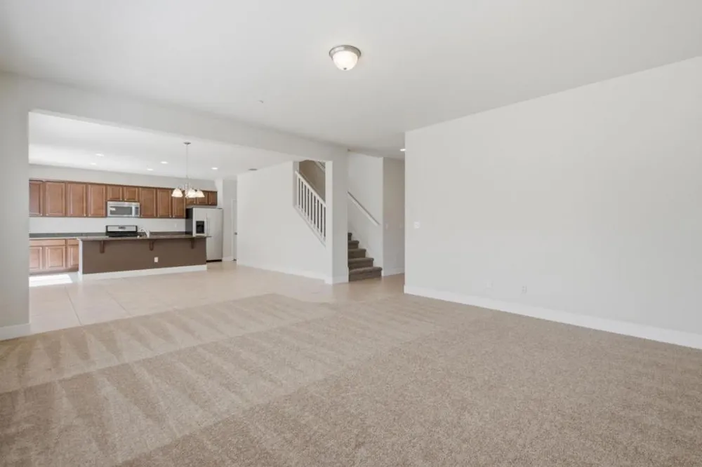 1631 Panorama Drive Hollister, CA 95023