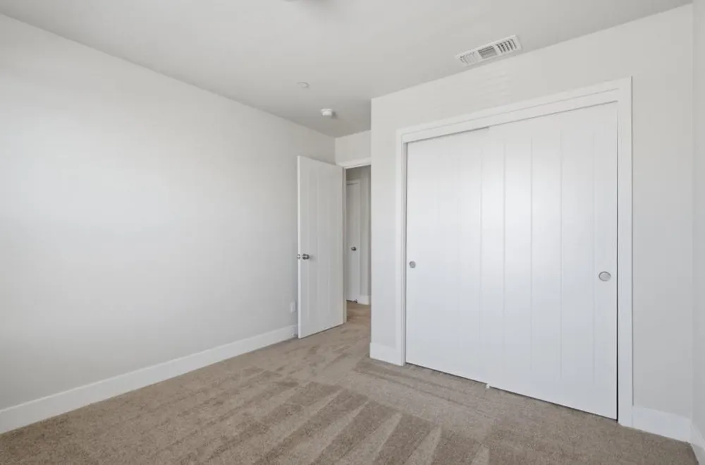 1631 Panorama Drive Hollister, CA 95023
