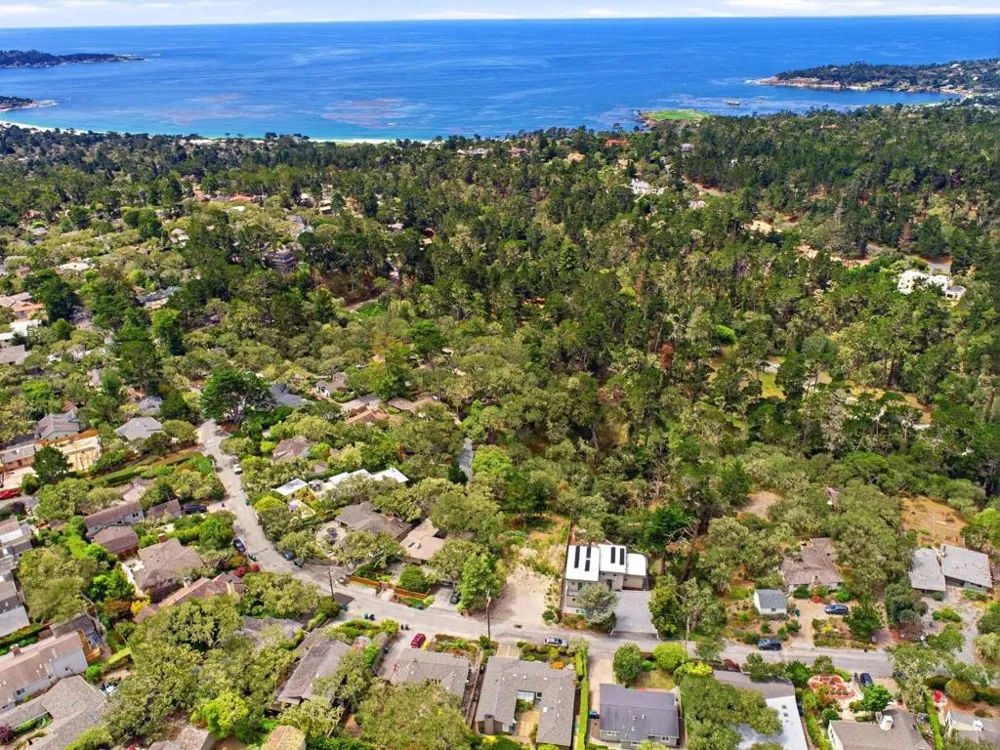 24424 San Juan Road Carmel, CA 93923