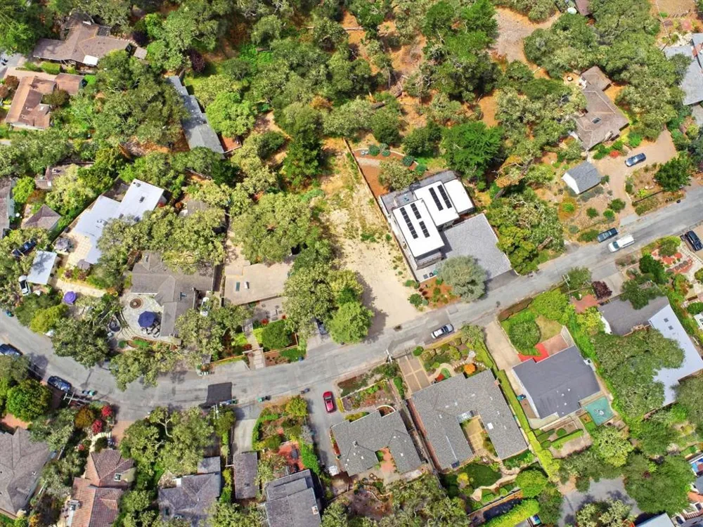 24424 San Juan Road Carmel, CA 93923