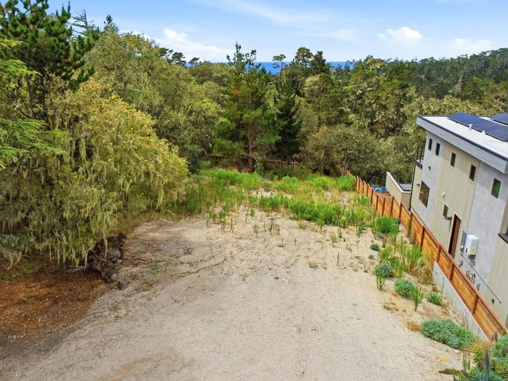 24424 San Juan Road Carmel, CA 93923
