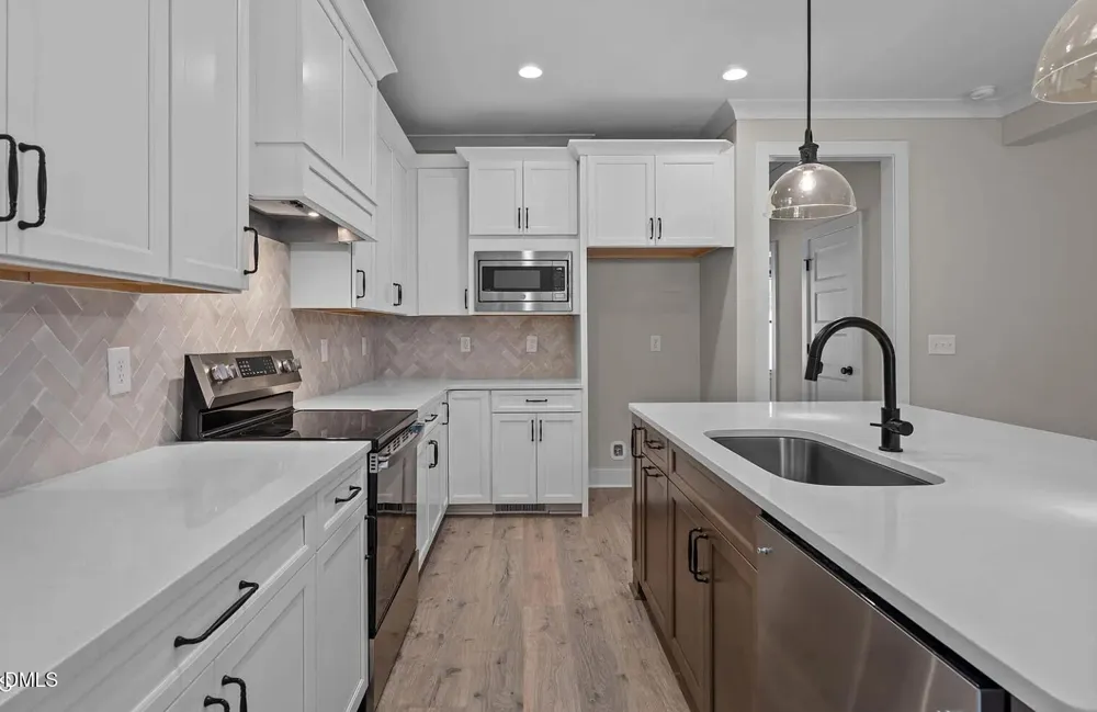162 Stonewood Loop Lane Henderson, NC 27537