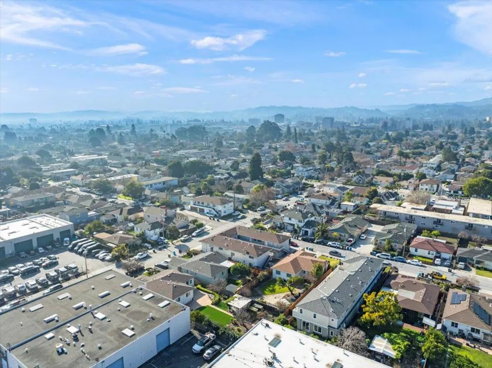 1101 Tilton Avenue San Mateo, CA 94401