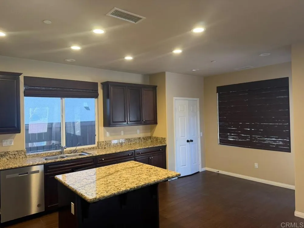790 Arbor Glen Lane Vista, CA 92081