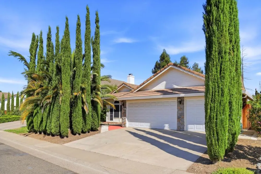 8947 Giant Panda Drive Sacramento, CA 95829