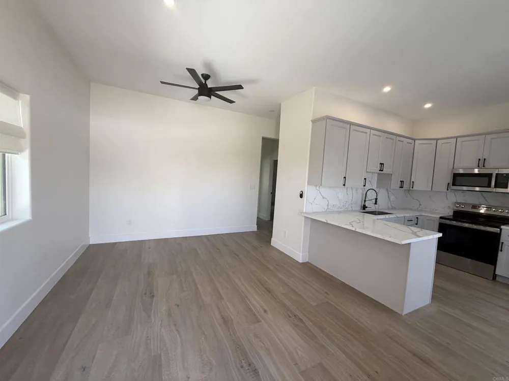 3204 Neosho Place San Diego, CA 92117