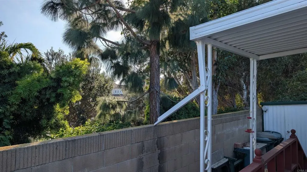 7315 San Luis Street Carlsbad, CA 92011
