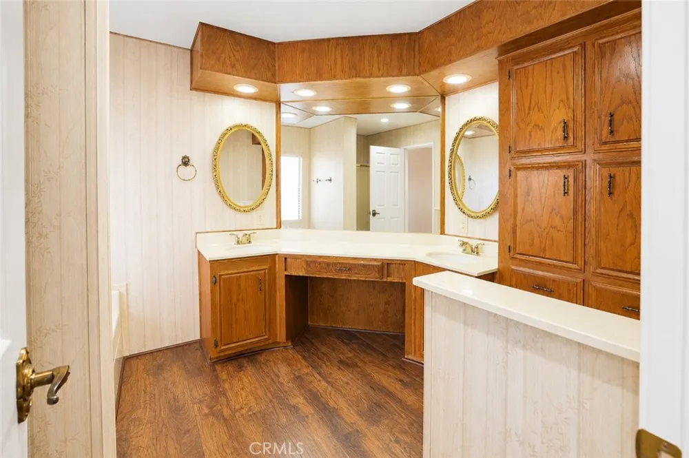 10574 Chisholm Trail Cherry Valley, CA 92223