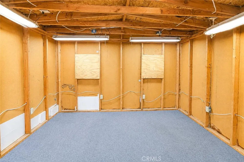 10574 Chisholm Trail Cherry Valley, CA 92223