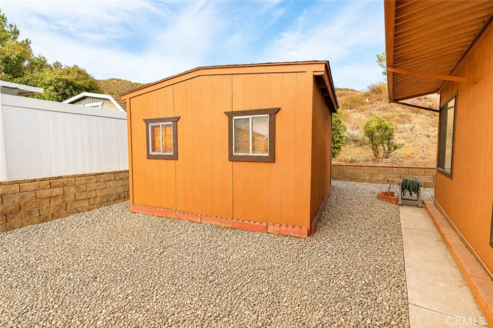 10574 Chisholm Trail Cherry Valley, CA 92223