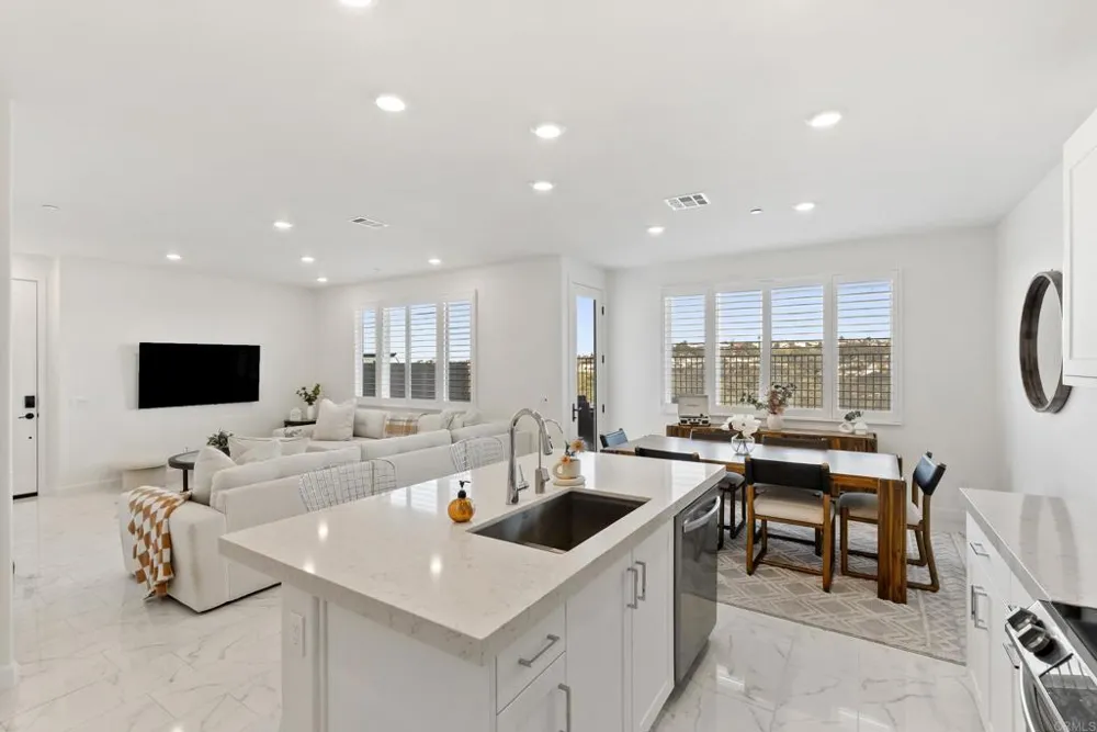 821 Mateo Street #1 Chula Vista, CA 91911