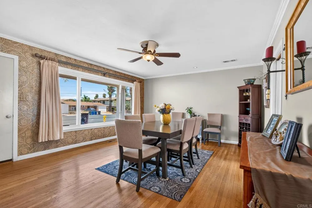 1045 S Magnolia El Cajon, CA 92020