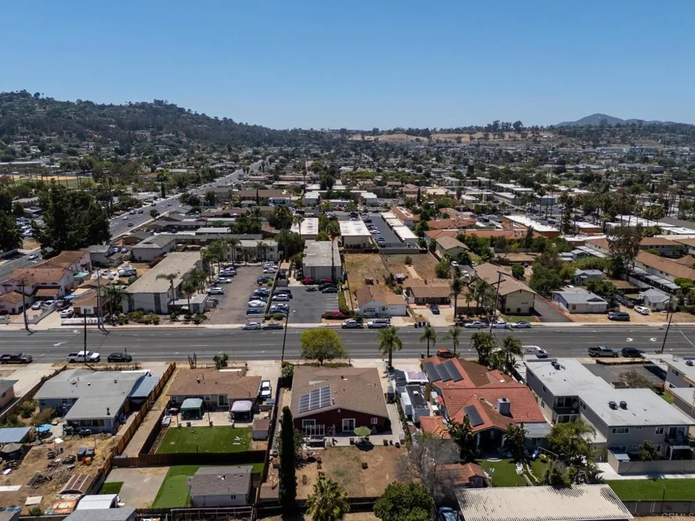1045 S Magnolia El Cajon, CA 92020