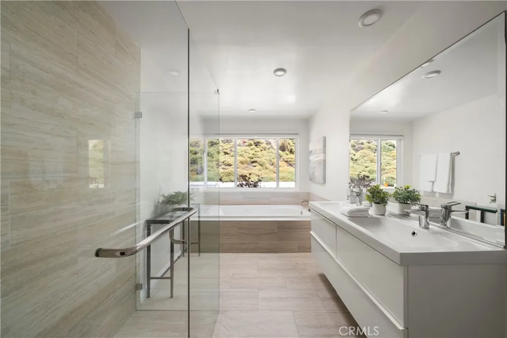 35661 Beach Road Dana Point, CA 92624