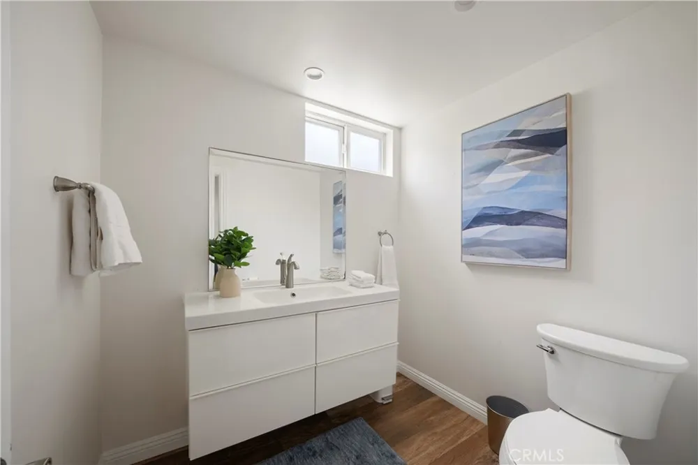 35661 Beach Road Dana Point, CA 92624
