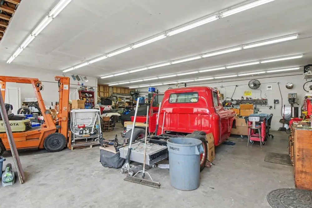 1235 Cushman Ave San Diego, CA 92110