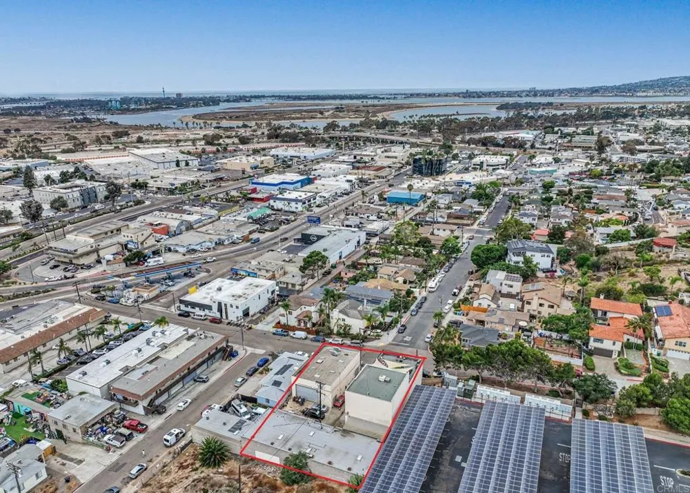 1235 Cushman Ave San Diego, CA 92110