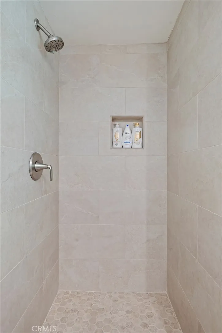 56 La Vuelta Montecito, CA 93108