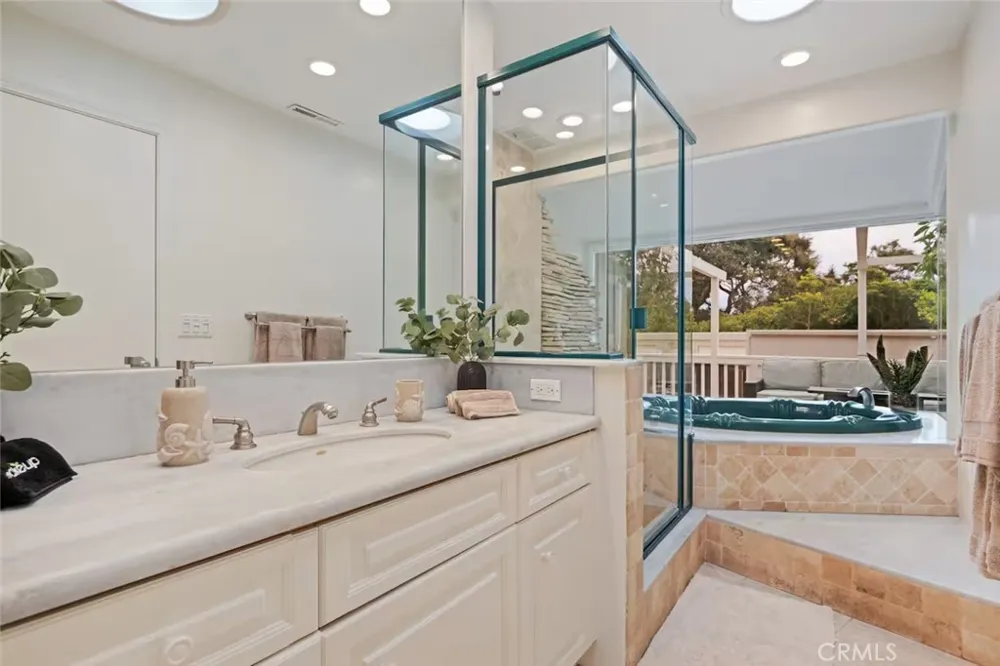 56 La Vuelta Montecito, CA 93108
