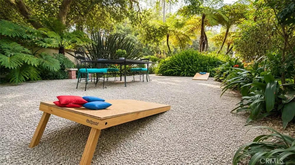 56 La Vuelta Montecito, CA 93108