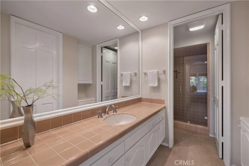 26 Belcourt Newport Beach, CA 92660