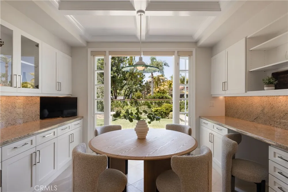 26 Belcourt Newport Beach, CA 92660
