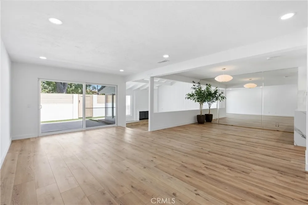 520 Cancha Newport Beach, CA 92660