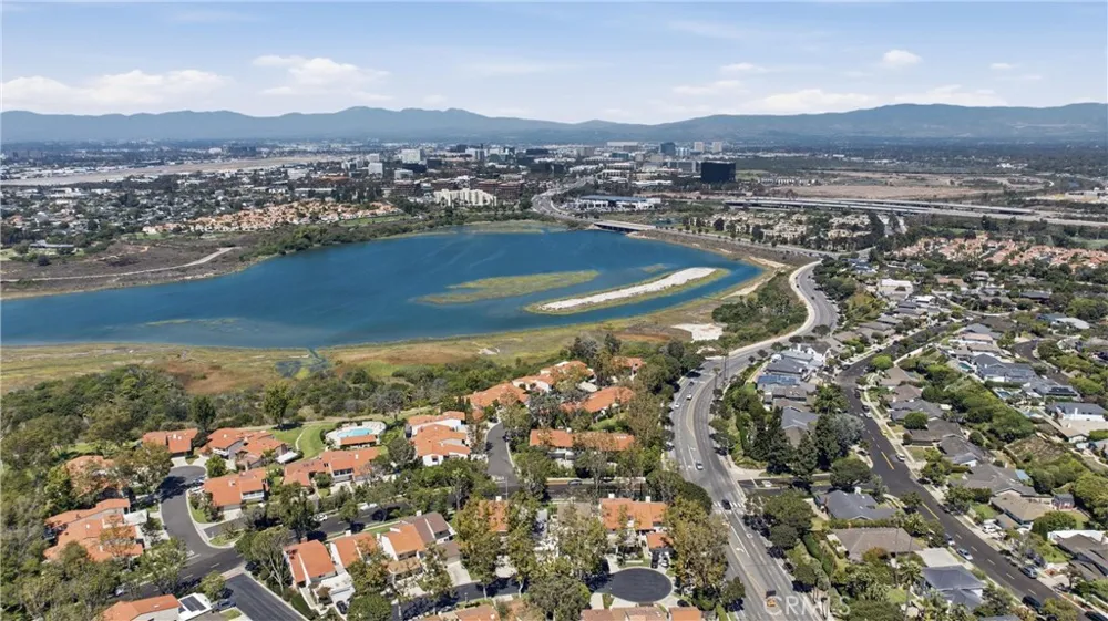 520 Cancha Newport Beach, CA 92660