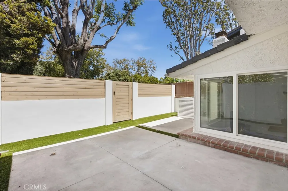 520 Cancha Newport Beach, CA 92660