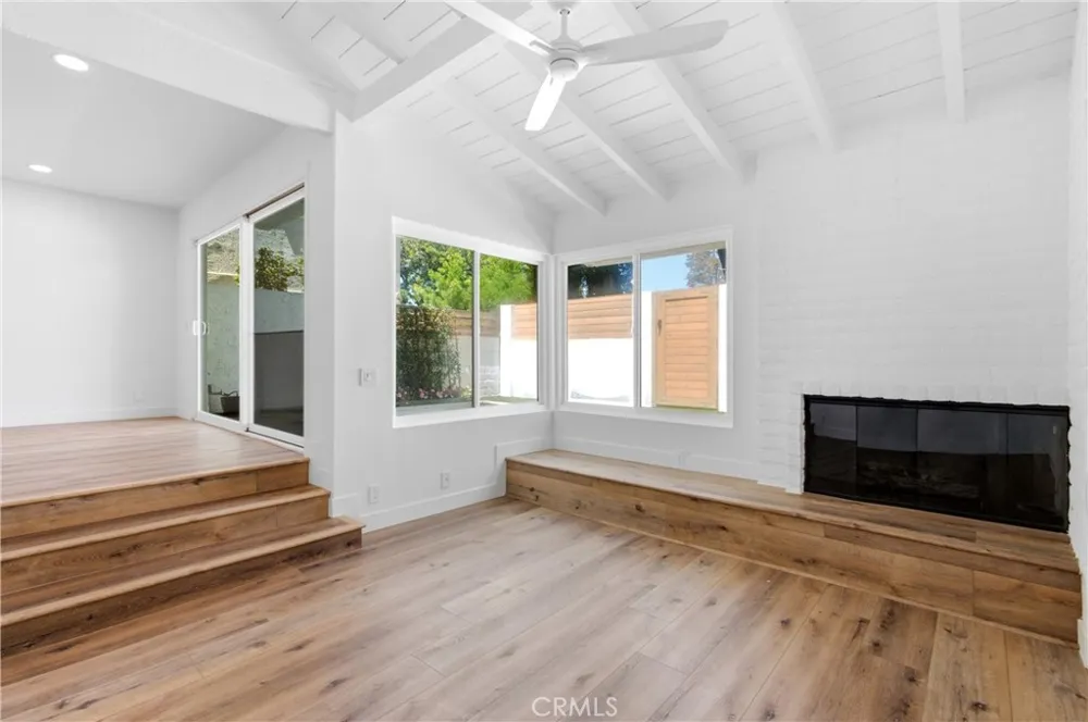 520 Cancha Newport Beach, CA 92660