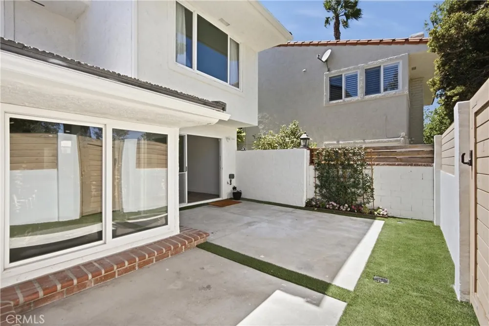 520 Cancha Newport Beach, CA 92660
