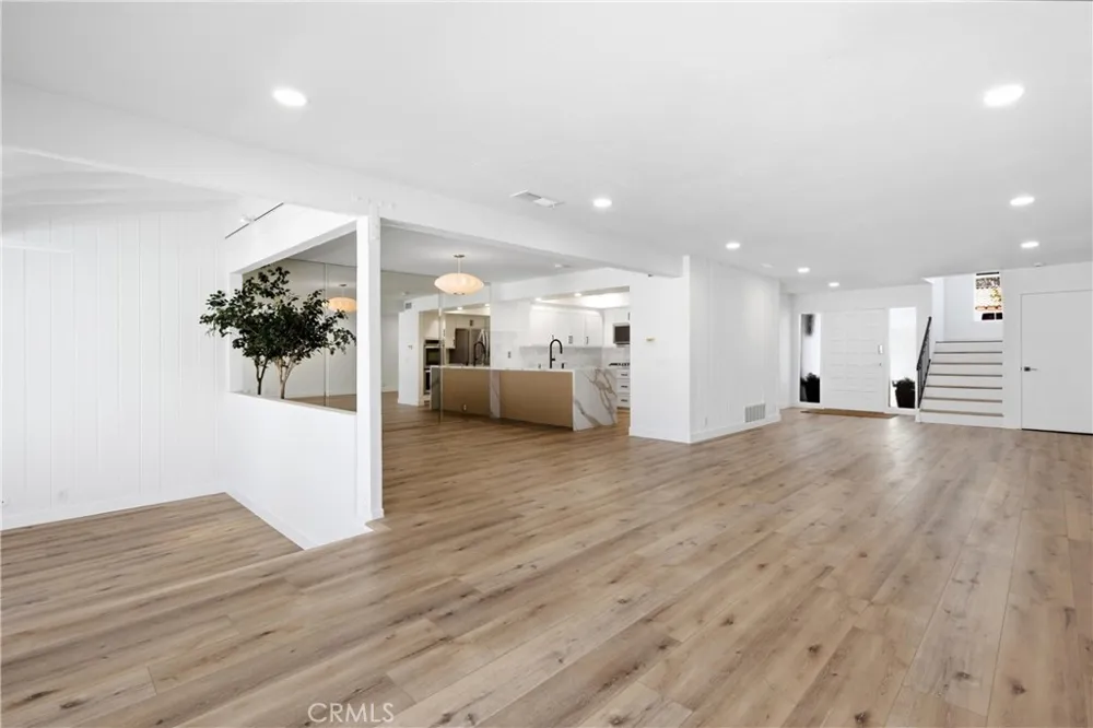 520 Cancha Newport Beach, CA 92660