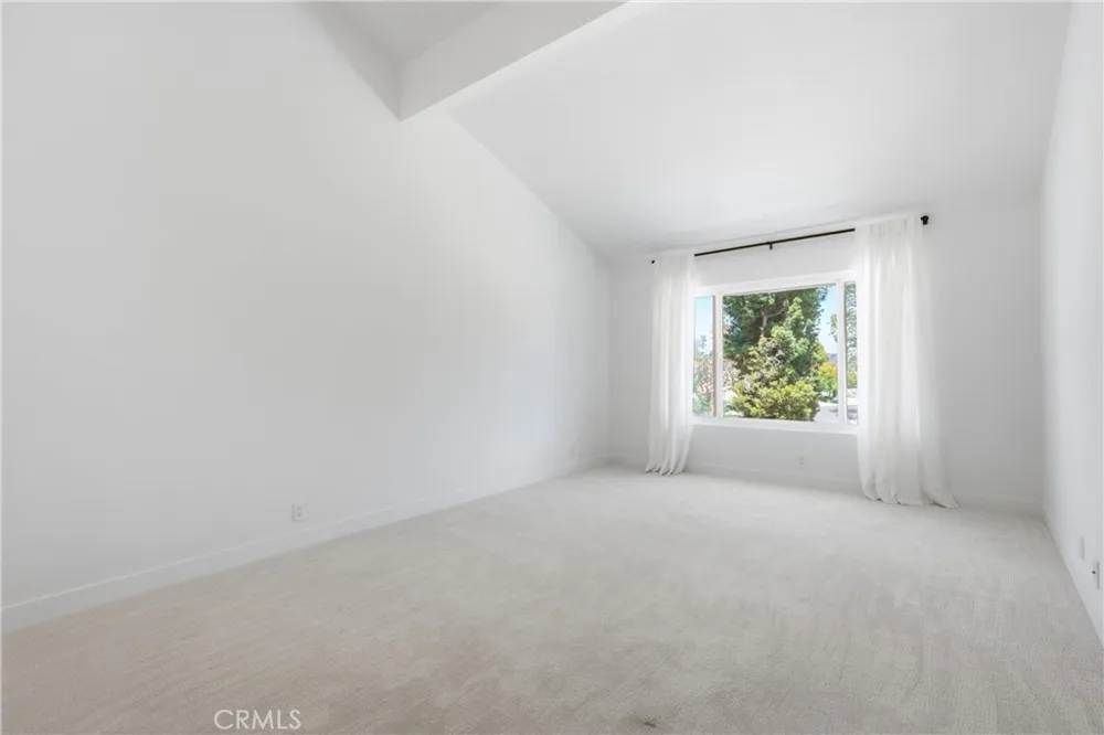 520 Cancha Newport Beach, CA 92660