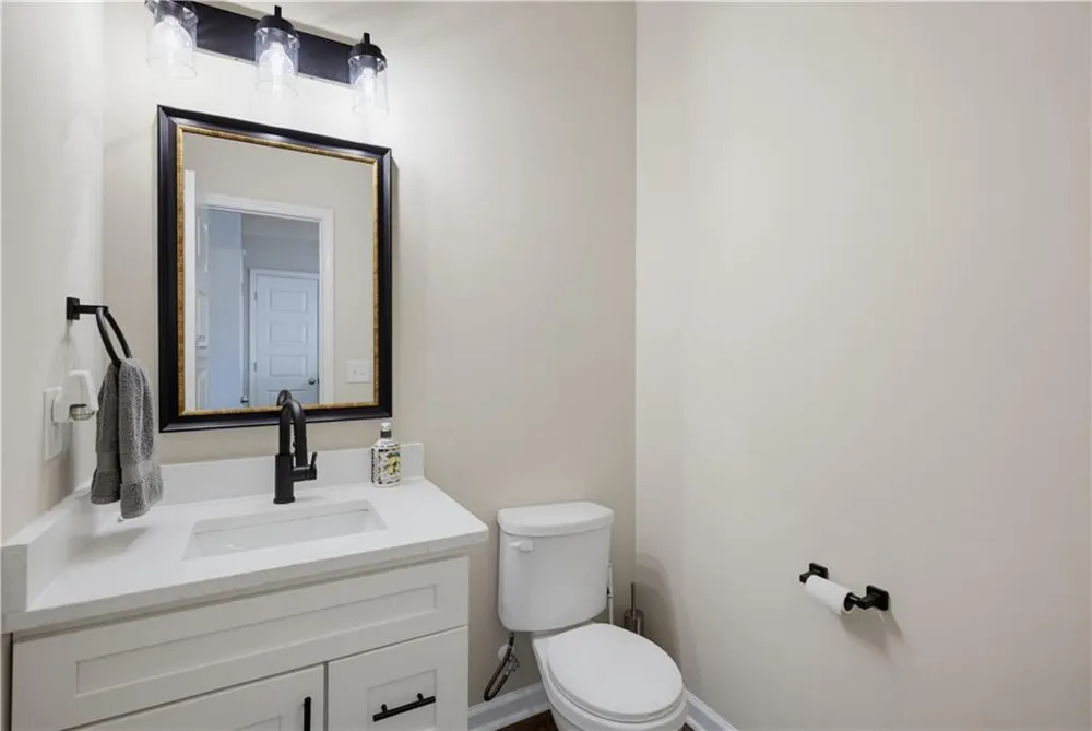 346 Lamont Lane Hampton, GA 30228