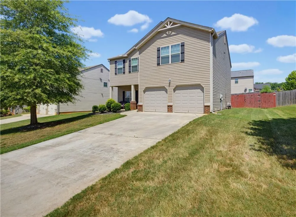 346 Lamont Lane Hampton, GA 30228