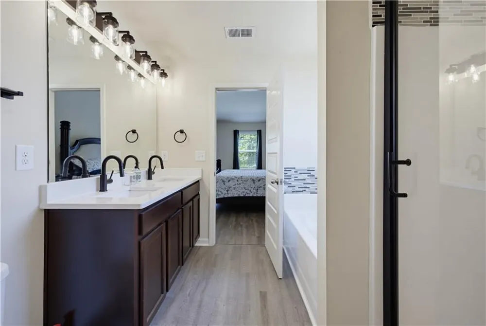 346 Lamont Lane Hampton, GA 30228