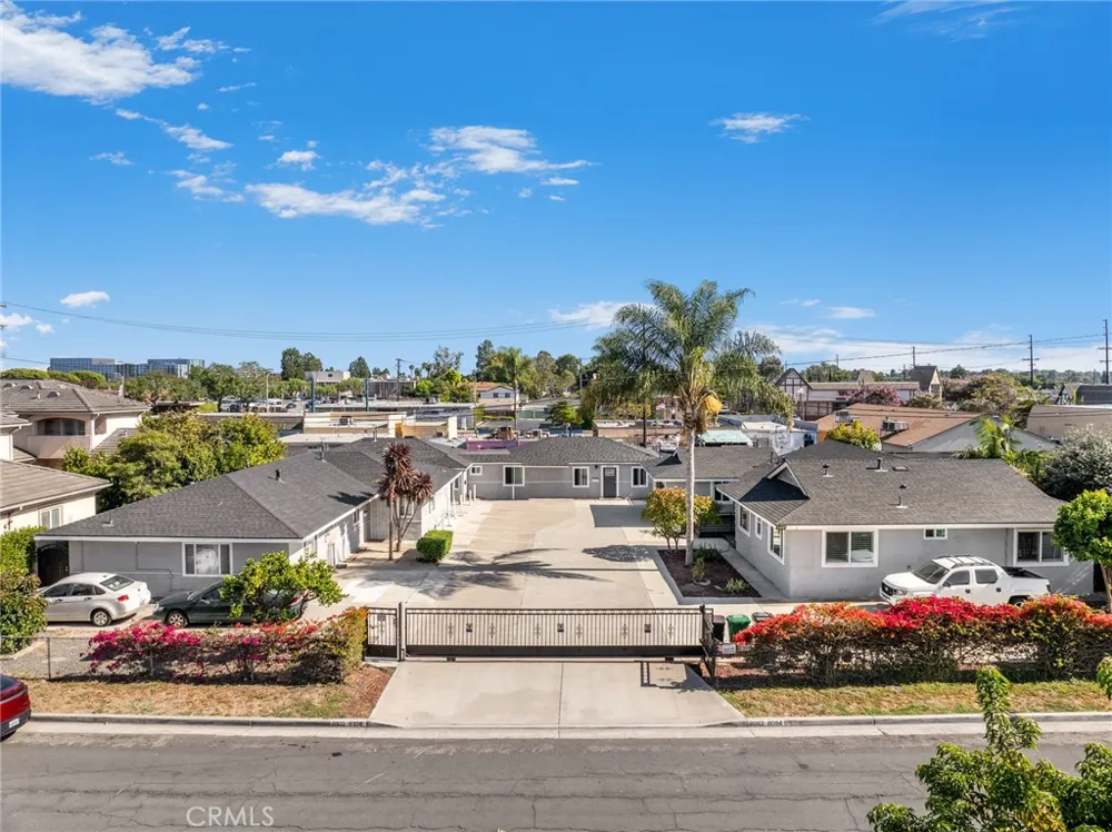 8082 18th Westminster, CA 92683