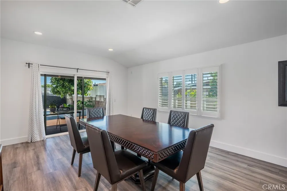 8082 18th Westminster, CA 92683