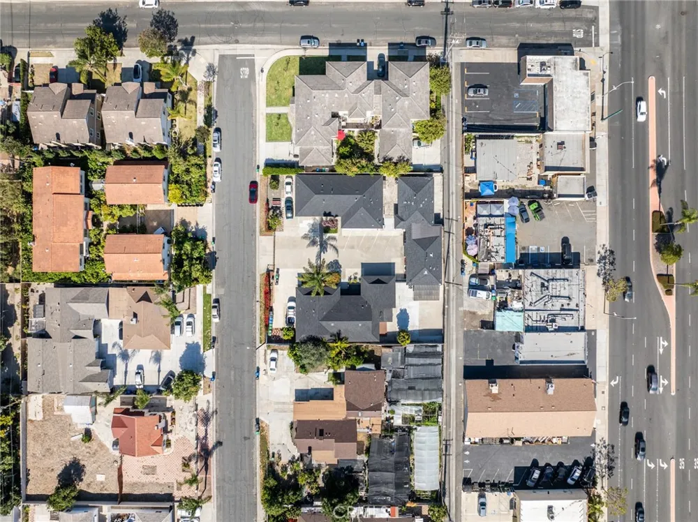 8082 18th Westminster, CA 92683