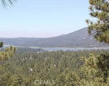 801 Menlo