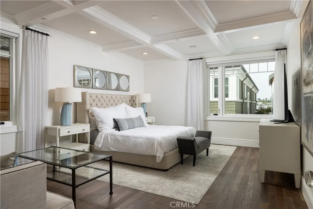 1508 E Balboa Boulevard Newport Beach, CA 92661